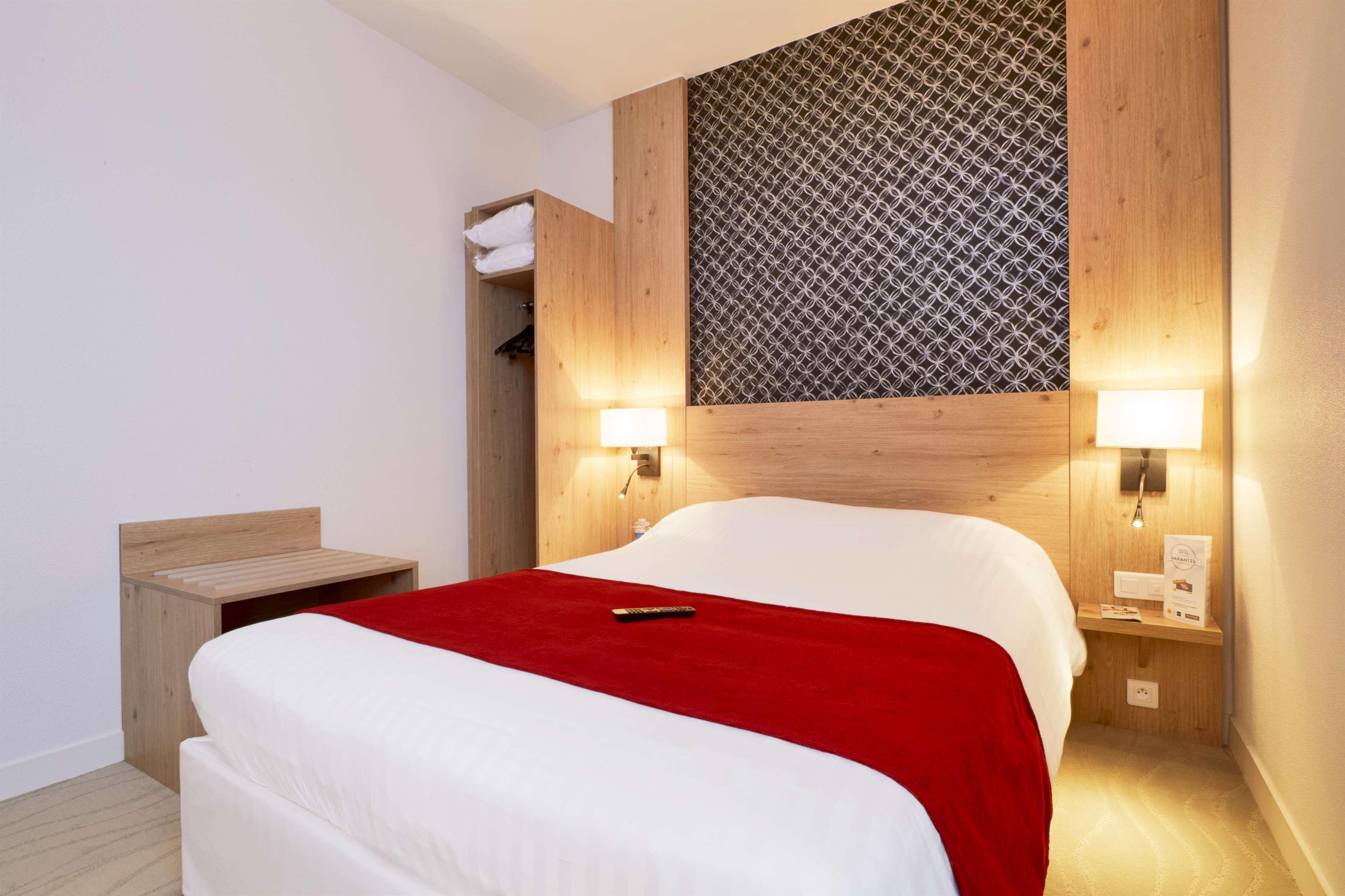 Kyriad Vannes Centre Ville Екстер'єр фото