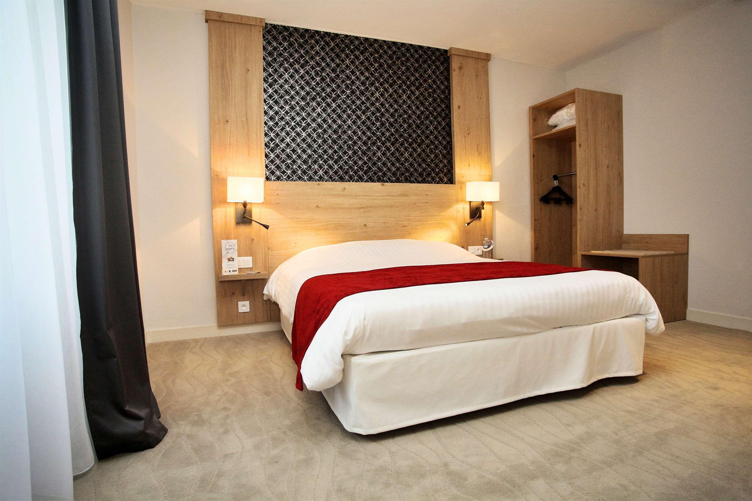 Kyriad Vannes Centre Ville Екстер'єр фото