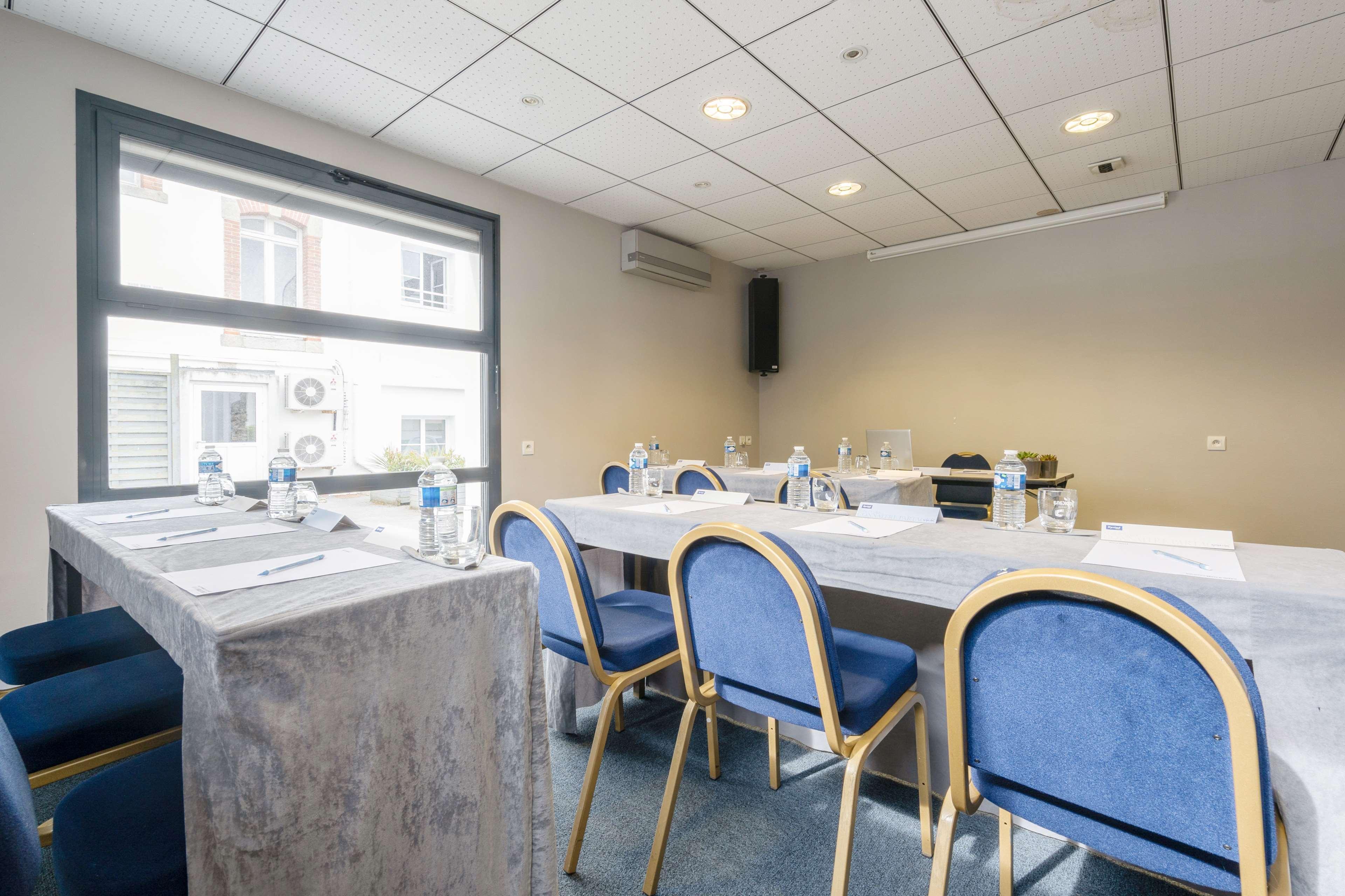 Kyriad Vannes Centre Ville Екстер'єр фото