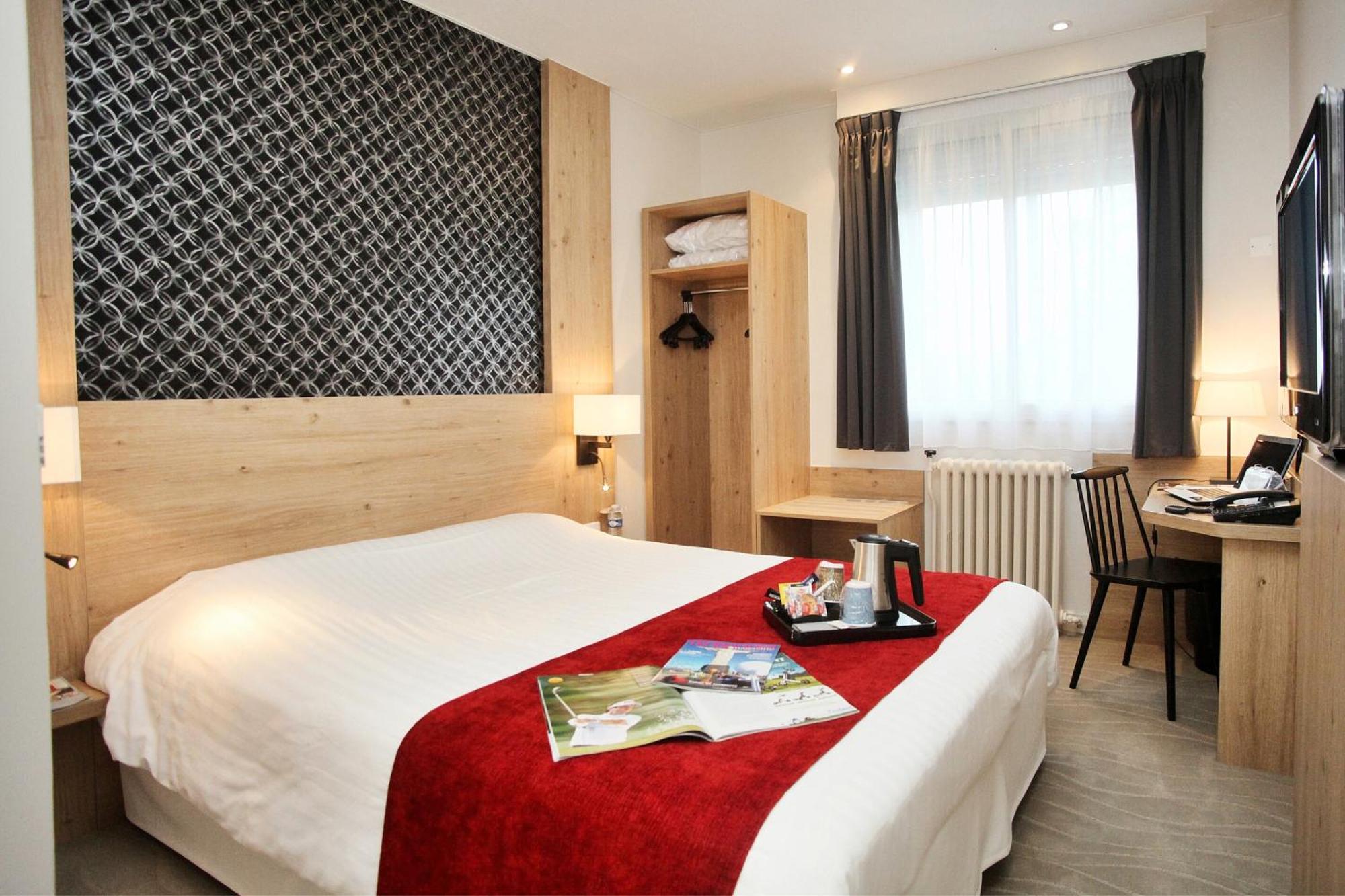 Kyriad Vannes Centre Ville Екстер'єр фото